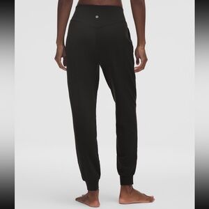 Lululemon Align High Rise Joggers, Black size 6
